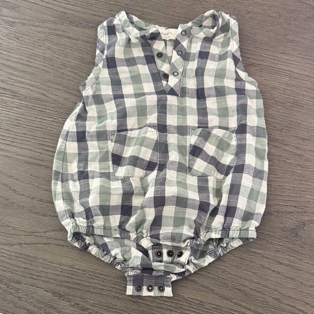 Checkered Sleeveless Baby Romper